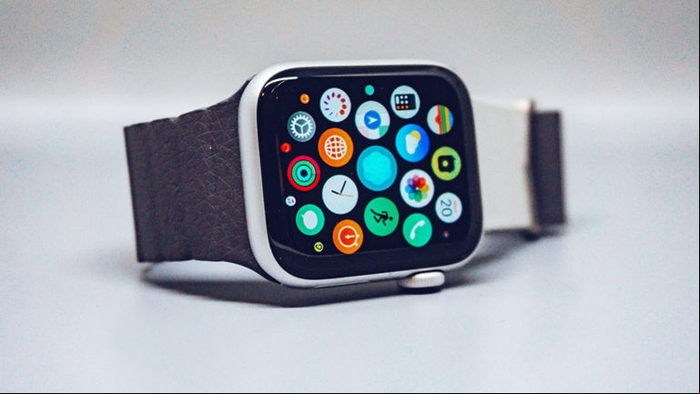 Cuida la pantalla de tu Apple Watch con los mejores protectores