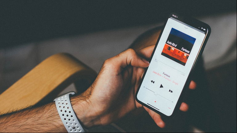 Cómo descargar música en el iPhone: todas las formas que existen