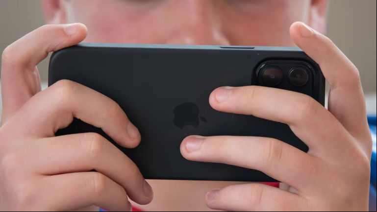 La App Store de iOS 17.4 aceptará apps de videojuegos en streaming