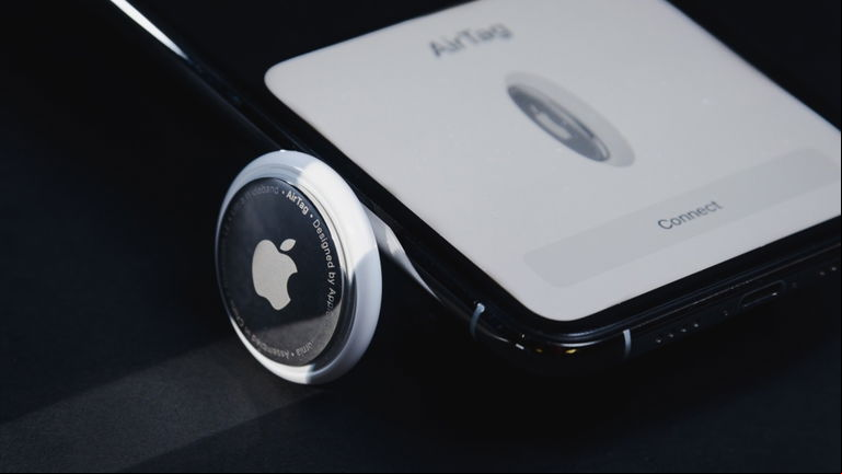Una mujer descubre que la están siguiendo con un AirTag gracias a las funciones de seguridad de Apple